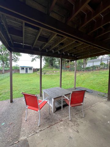 151 Edison Drive, Huntington, WV 25705