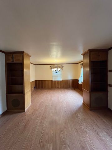 151 Edison Drive, Huntington, WV 25705