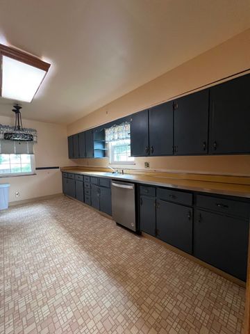 151 Edison Drive, Huntington, WV 25705