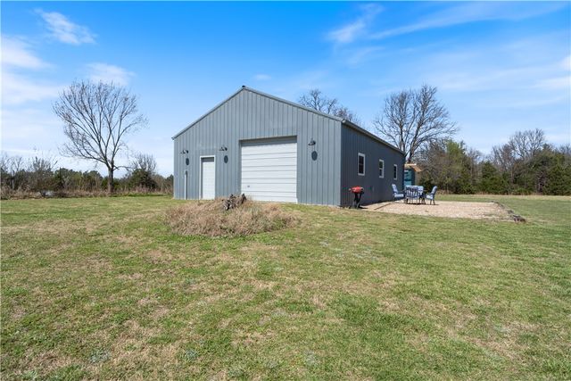 31678 295 Highway, Hindsville, AR 72738