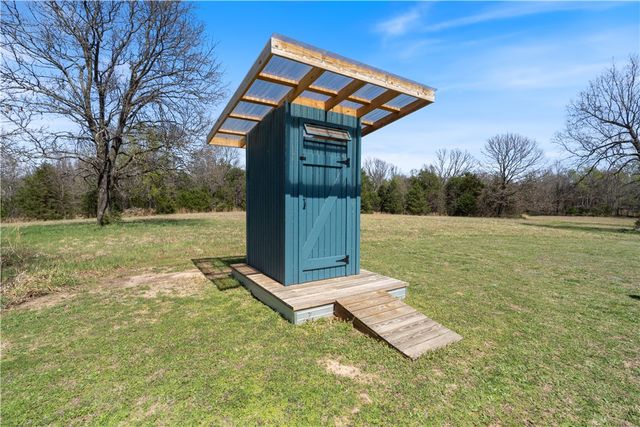 31678 295 Highway, Hindsville, AR 72738