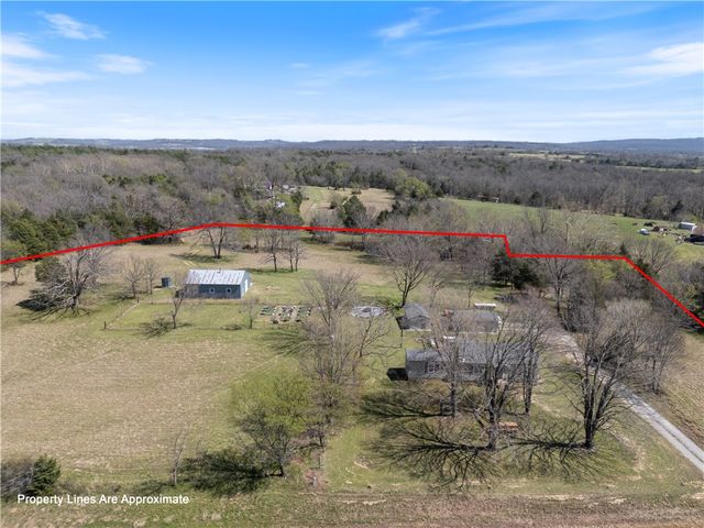 31678 295 Highway, Hindsville, AR 72738