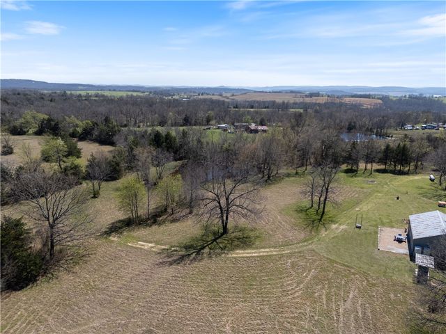 31678 295 Highway, Hindsville, AR 72738