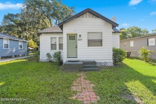 6717 N PEARL Street, Jacksonville, FL 32208