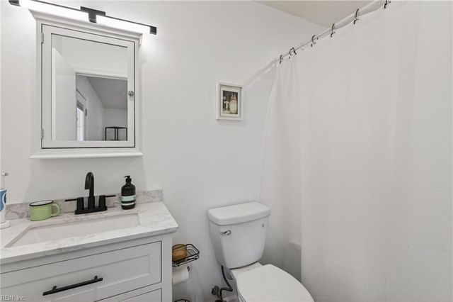 1920 Falling Sun CIR, Virginia Beach, VA 23454