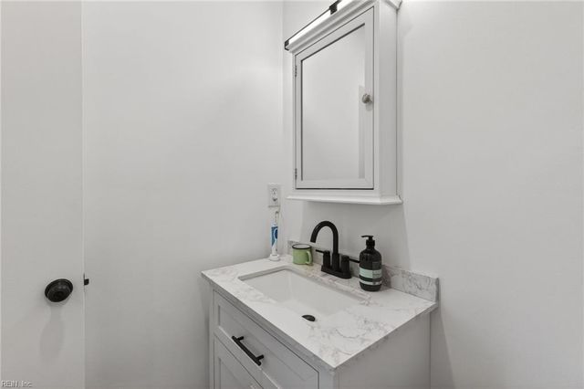 1920 Falling Sun CIR, Virginia Beach, VA 23454