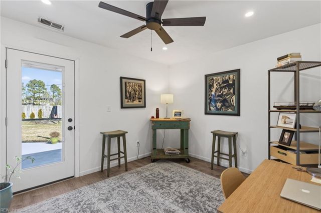 1920 Falling Sun CIR, Virginia Beach, VA 23454