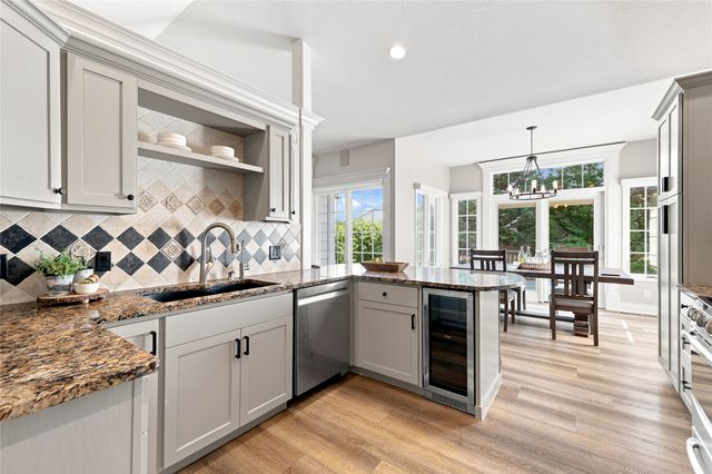 810 William Nowels Circle, Carlisle, IA 50047