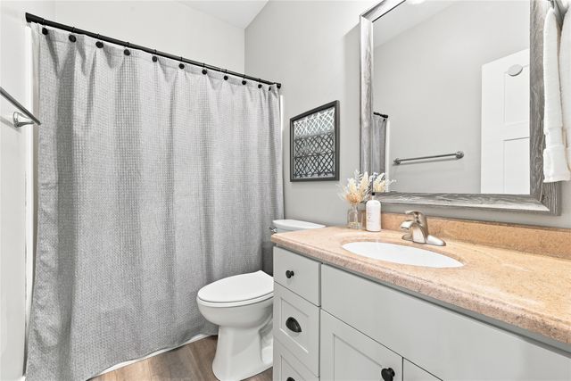 810 William Nowels Circle, Carlisle, IA 50047