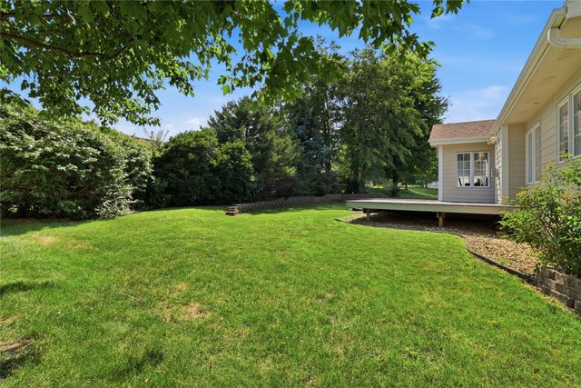 810 William Nowels Circle, Carlisle, IA 50047
