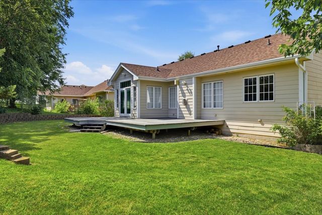 810 William Nowels Circle, Carlisle, IA 50047