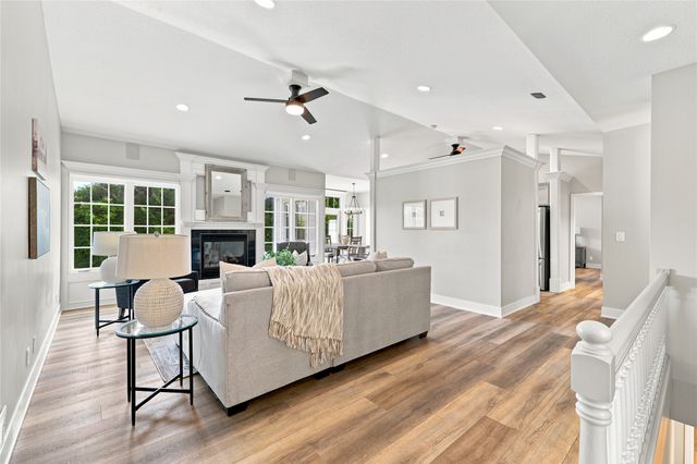 810 William Nowels Circle, Carlisle, IA 50047