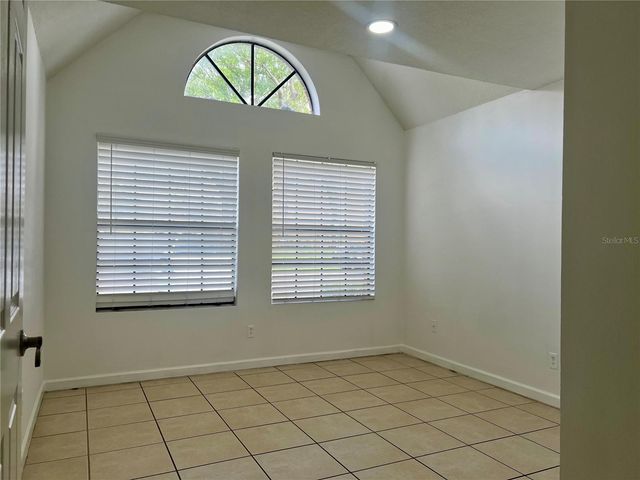 315 LAKEPOINTE DRIVE 101, Altamonte Springs, FL 32701