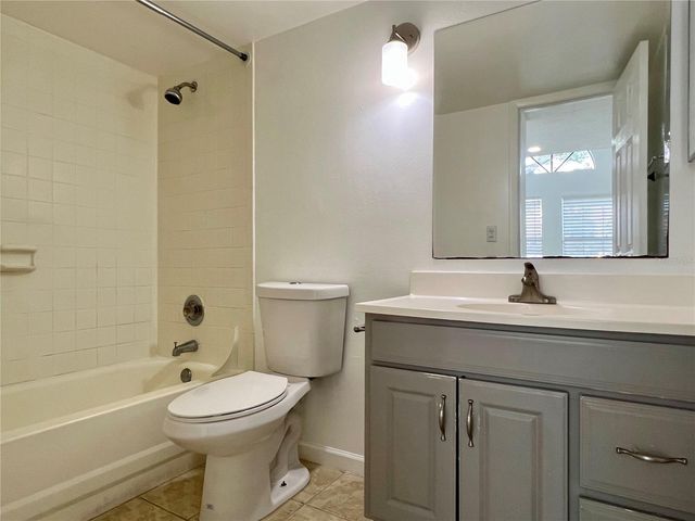 315 LAKEPOINTE DRIVE 101, Altamonte Springs, FL 32701