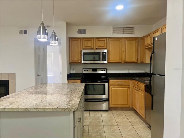 315 LAKEPOINTE DRIVE 101, Altamonte Springs, FL 32701