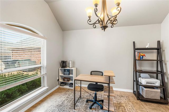 19416 Taggert Drive, Edmond, OK 73012