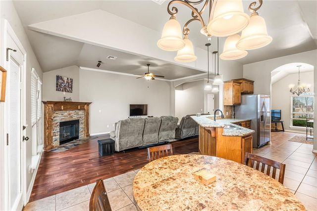 19416 Taggert Drive, Edmond, OK 73012