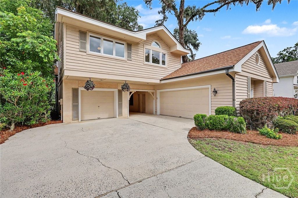 Image 2 of property listing at 3 Sky Sail Circle, Savannah, GA 31411