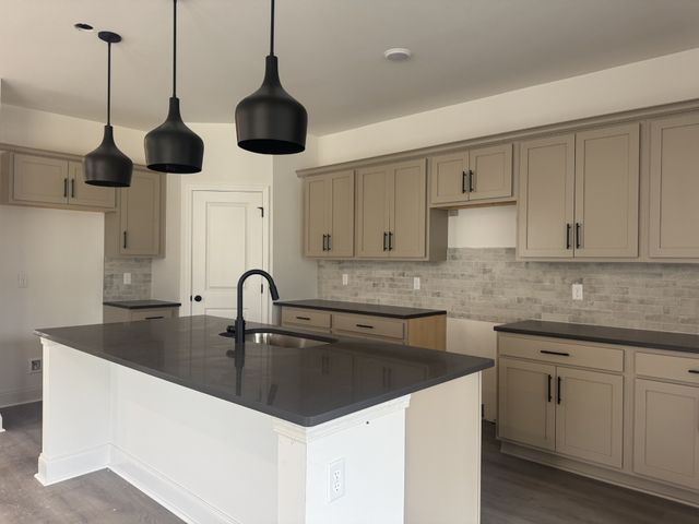 457 Stardust Drive, Lebanon, TN 37087