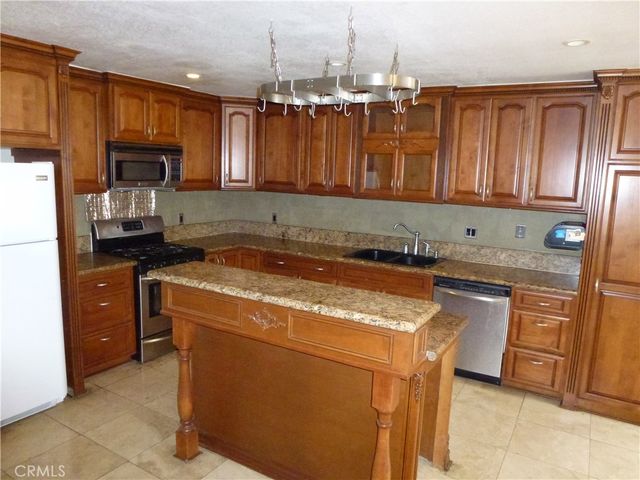 20305 Julliard Dr, Walnut, CA 91789