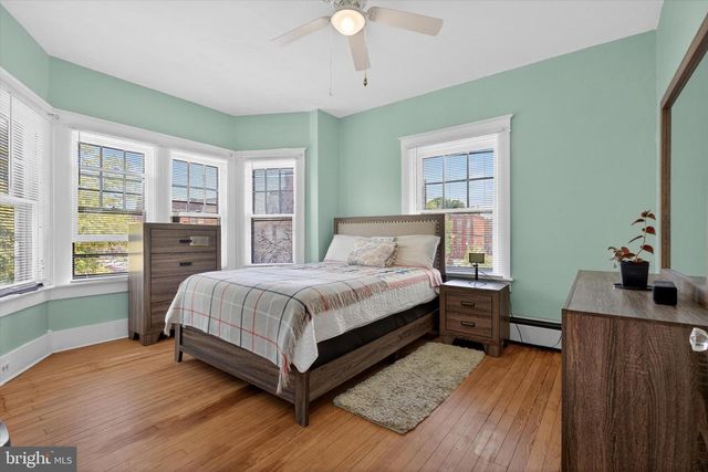 1222 GREEN ST, Harrisburg, PA 17102
