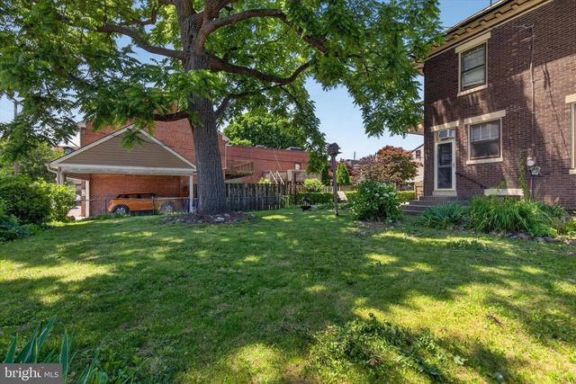 1222 GREEN ST, Harrisburg, PA 17102