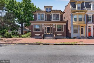 1222 GREEN ST, Harrisburg, PA 17102