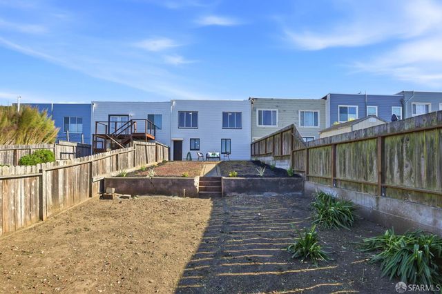 2243 43rd Avenue, San Francisco, CA 94122