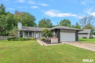 10 Leeds Drive, Springfield, IL 62702