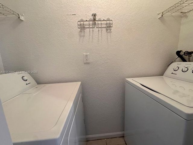 12055 SW 140th Ter 7-20, Miami, FL 33186