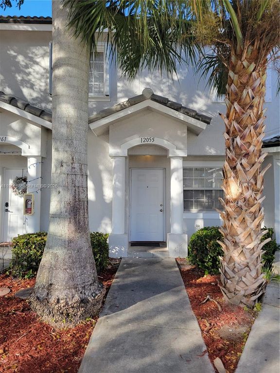 12055 SW 140th Ter 7-20, Miami, FL 33186