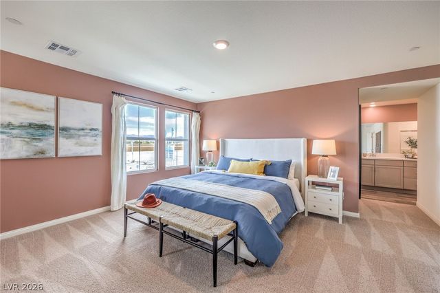 561 Mountain Robin Avenue, Henderson, NV 89011