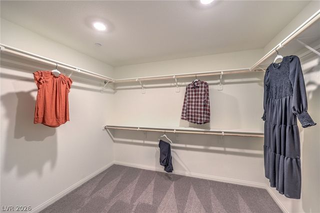 561 Mountain Robin Avenue, Henderson, NV 89011