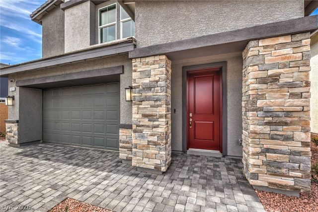 561 Mountain Robin Avenue, Henderson, NV 89011