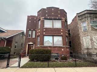 6636 S Marquette Drive, Chicago, IL 60637
