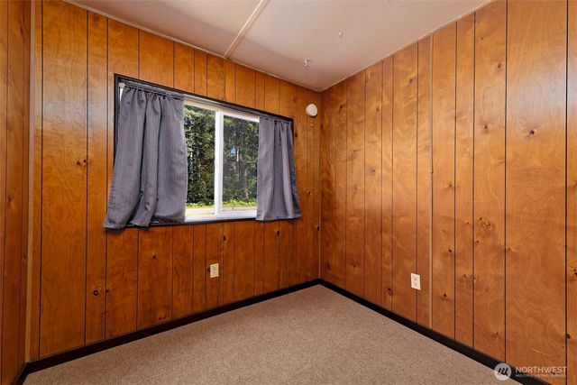 20 W Newberry Lane, Elma, WA 98541