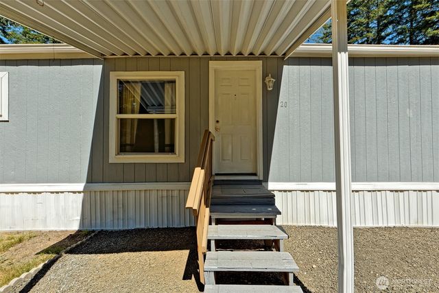 20 W Newberry Lane, Elma, WA 98541