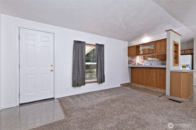 20 W Newberry Lane, Elma, WA 98541