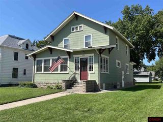 815 N Armstrong Blvd, St. James, MN 56081