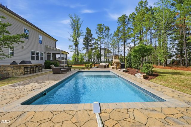 205 Center Hill Drive, Holly Springs, NC 27540