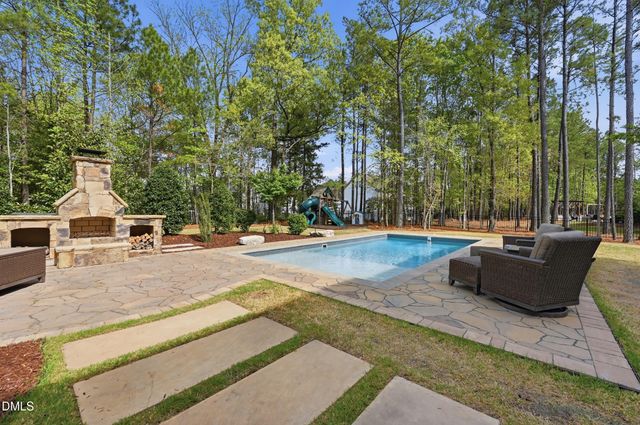 205 Center Hill Drive, Holly Springs, NC 27540