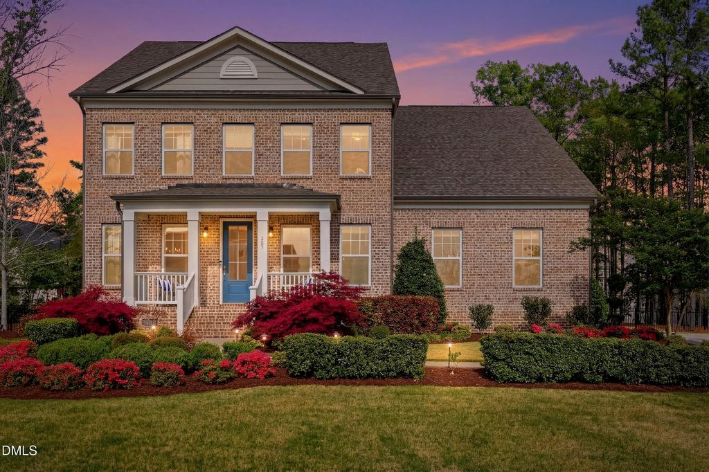 205 Center Hill Drive, Holly Springs, NC 27540