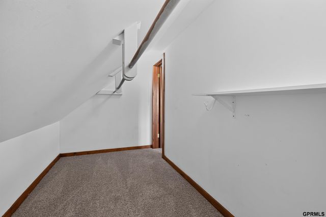 4142 S 12Th Street, Omaha, NE 68107