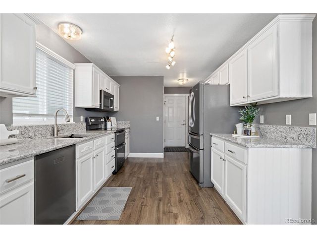 4202 Fern Ave, Broomfield, CO 80020