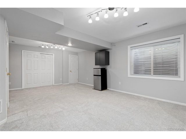 4202 Fern Ave, Broomfield, CO 80020