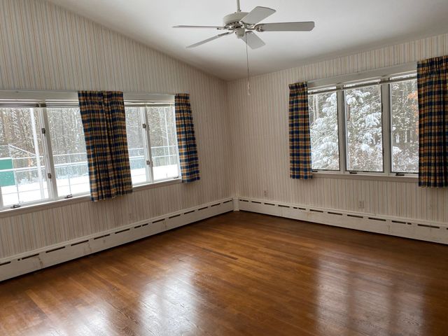 19 Bartlett Avenue, Nashua, NH 03064