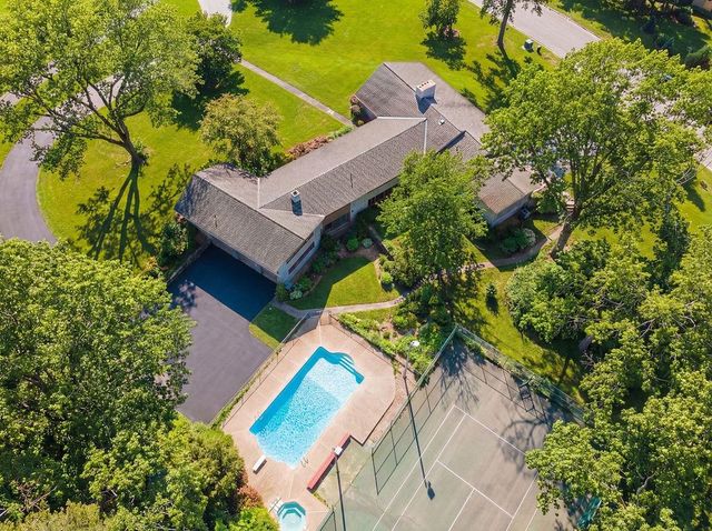 19 Bartlett Avenue, Nashua, NH 03064