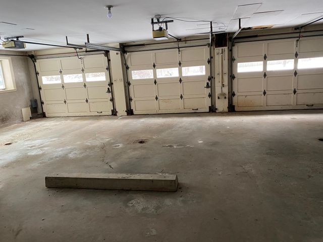 19 Bartlett Avenue, Nashua, NH 03064