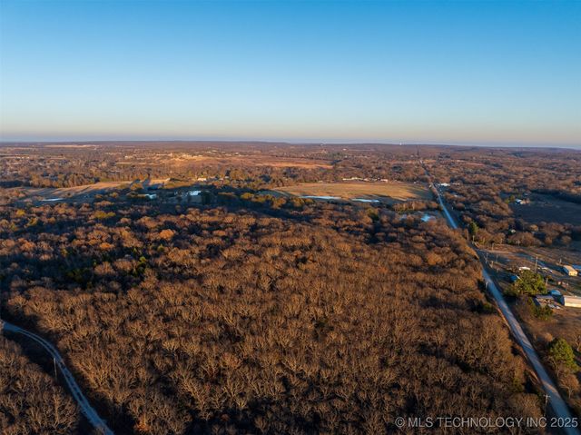 20 Seay Road, Beggs, OK 74421