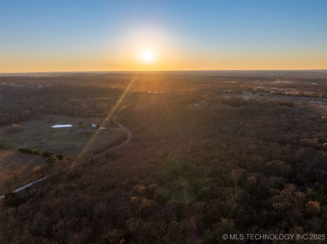 20 Seay Road, Beggs, OK 74421